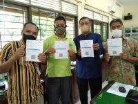 Pemberian Vaksin Booster Dosis 3 Guru dan Tenaga Kependidikan SMAN 13 Semarang