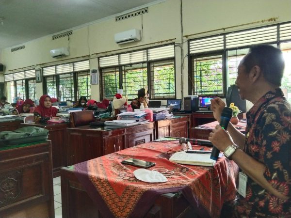Rapat Bincang Akademik Sekolah SMAN 13 Semarang 2022